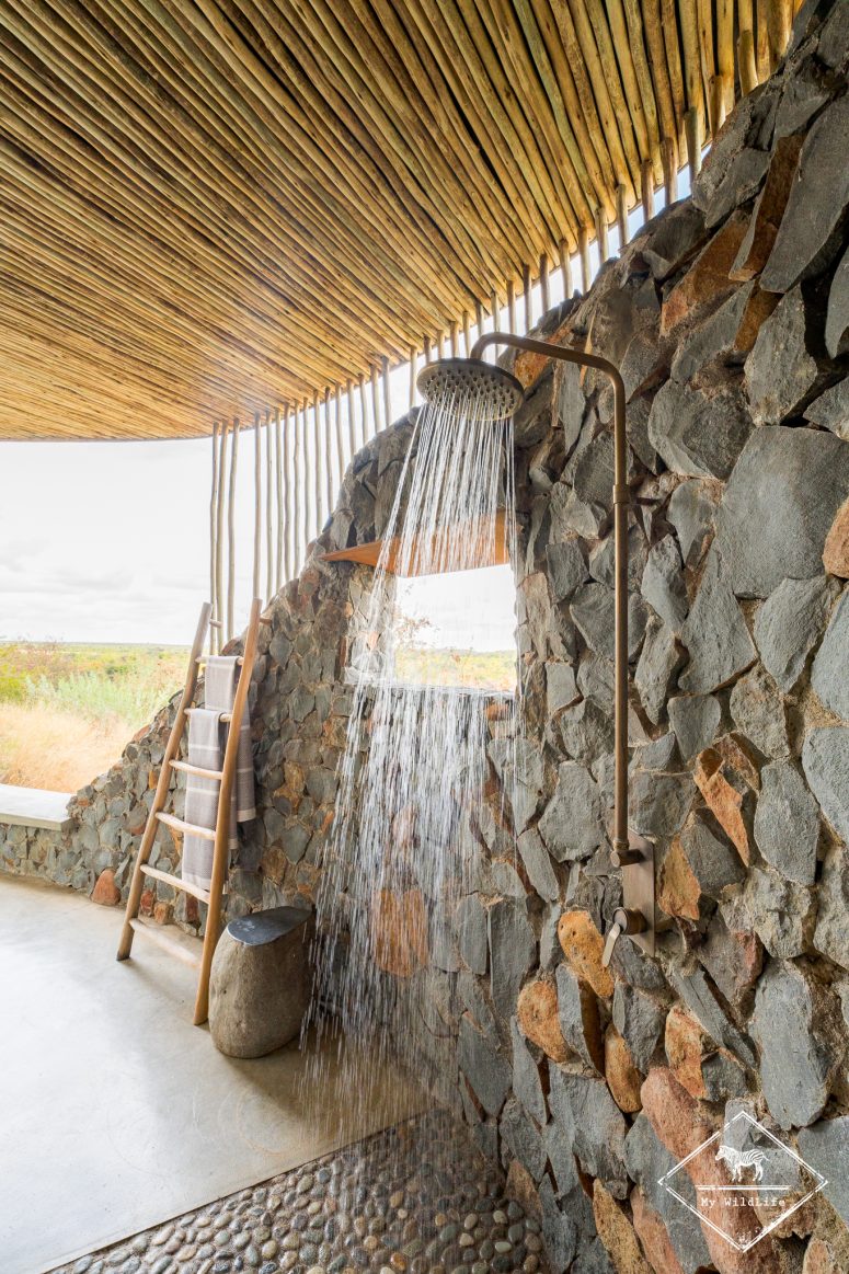 Douche extérieure, Euphorbia Mashatu Lodge