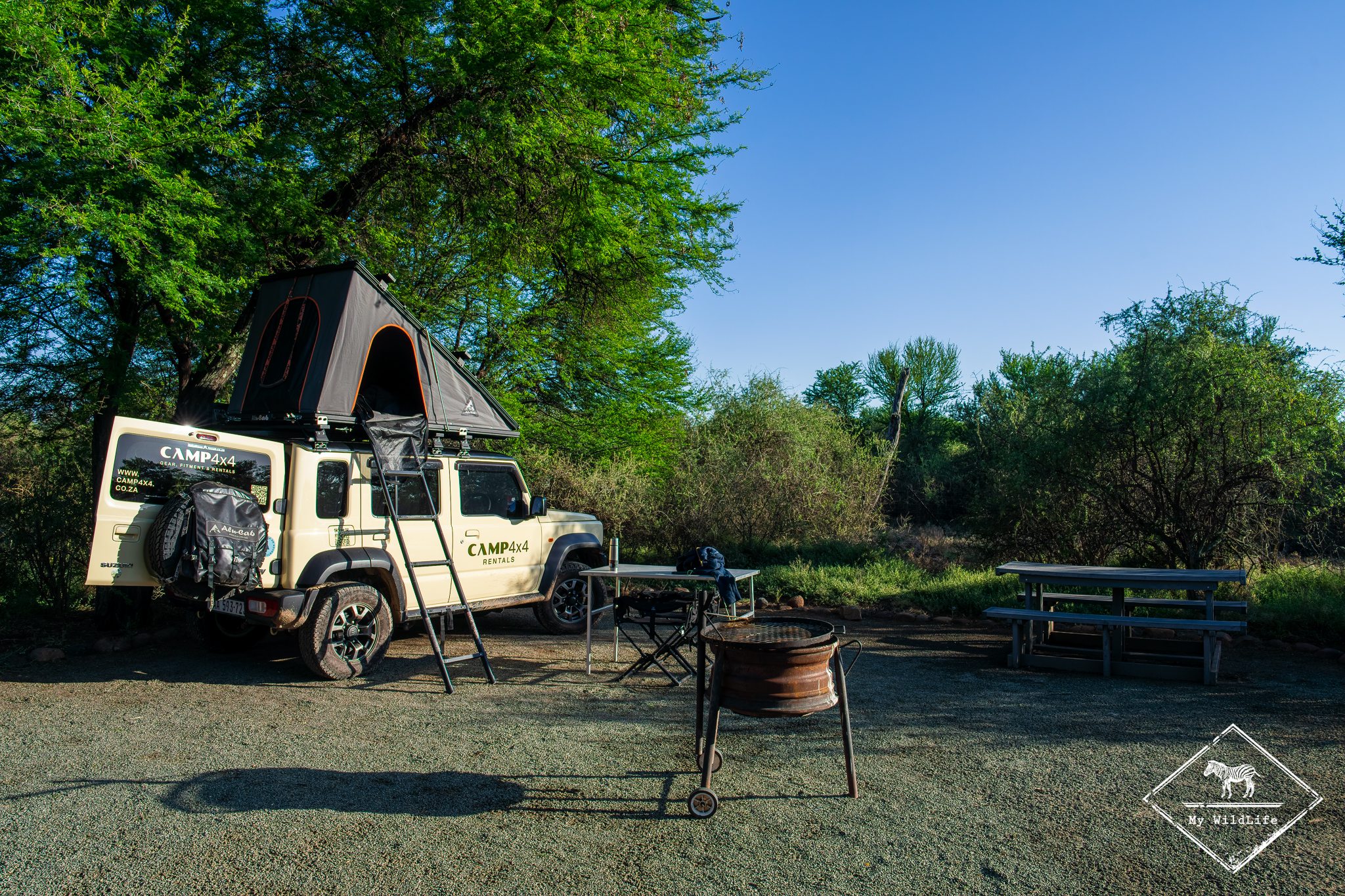 Avis sur le 4×4 Suzuki Jimny équipé camping pour un safari